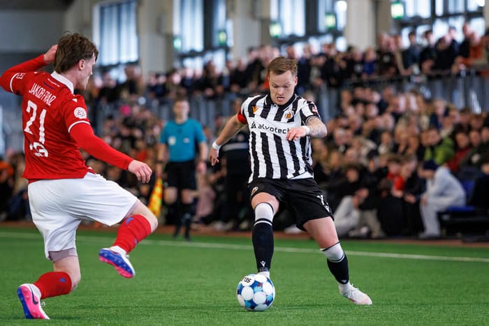 Mynd fyrir þáttinn Útvarpsþátturinn - Maður mánaðarins og gluggadómar hjá Fotbolti.net